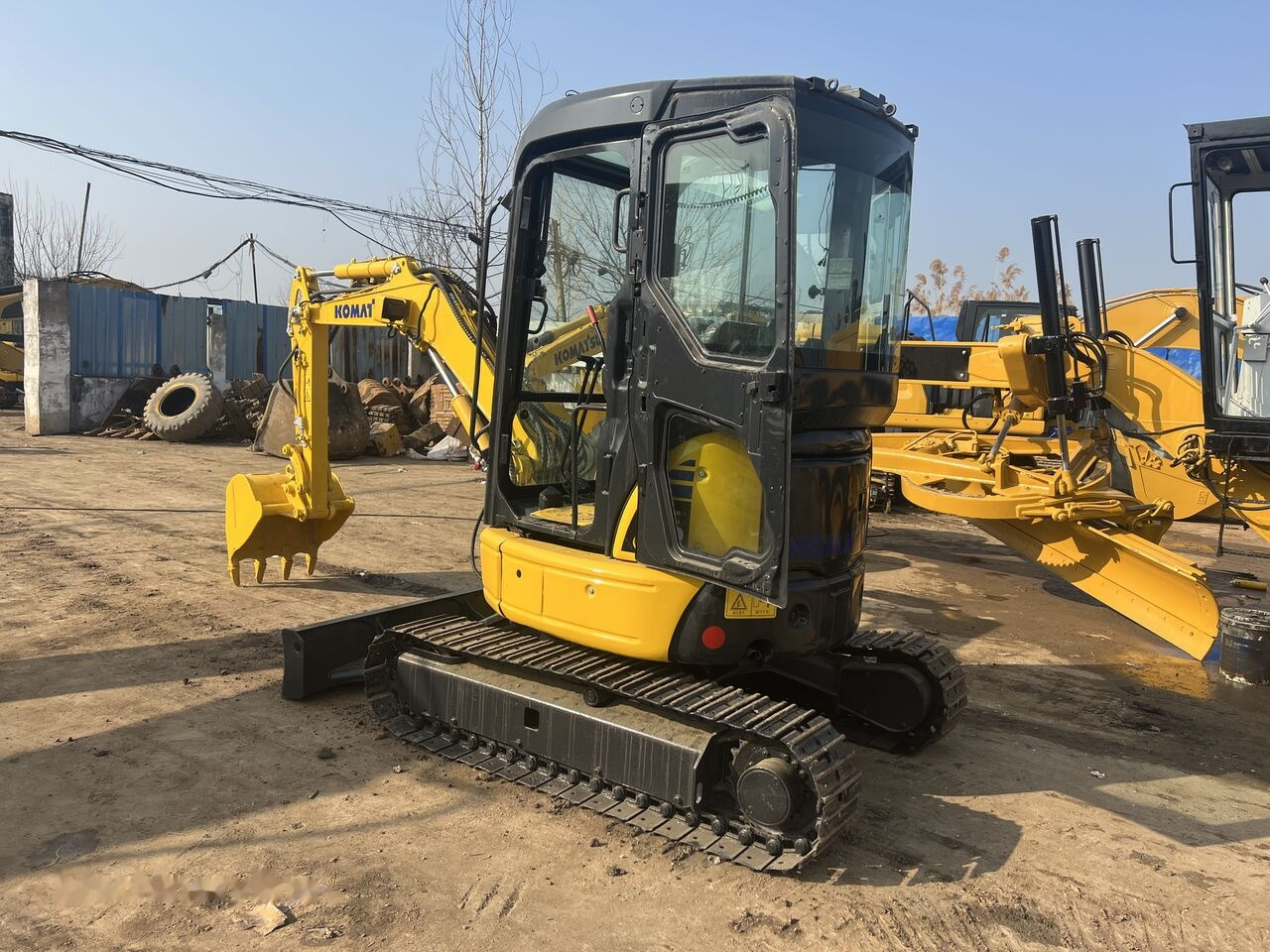 Komatsu PC30MR - Mini bager: slika 2 Komatsu PC30MR - Mini bager: slika 2