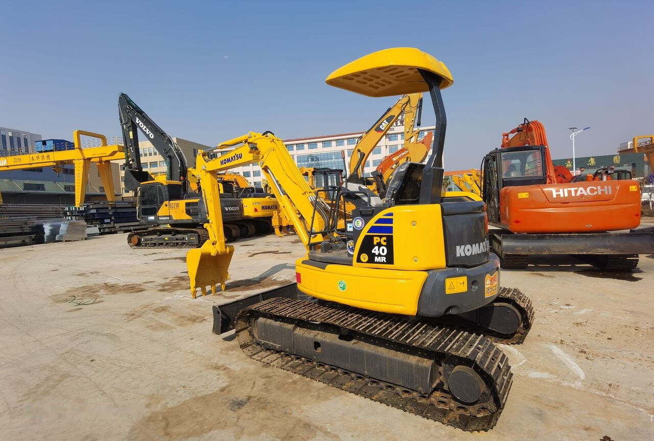 Komatsu PC40MR - Mini bager: slika 1 Komatsu PC40MR - Mini bager: slika 1