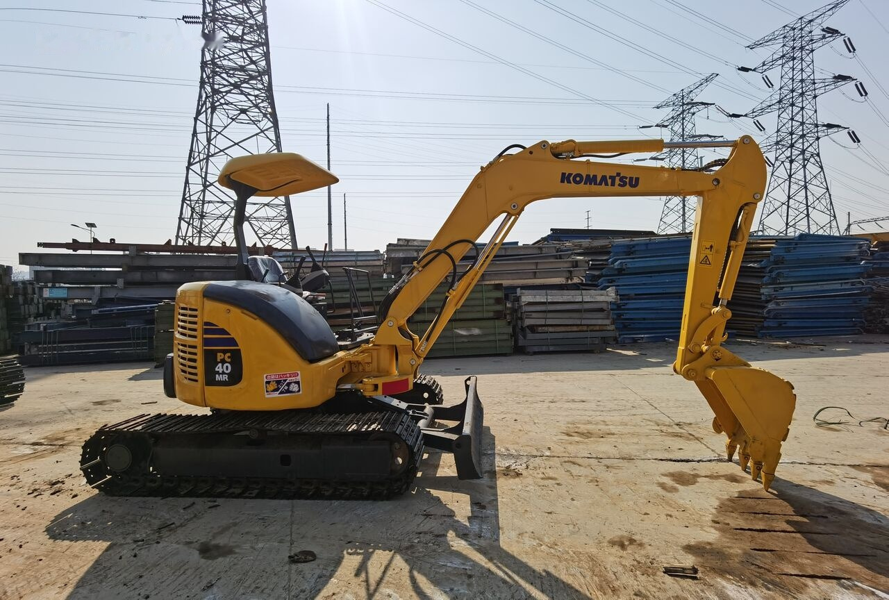 Komatsu PC40MR - Mini bager: slika 2 Komatsu PC40MR - Mini bager: slika 2