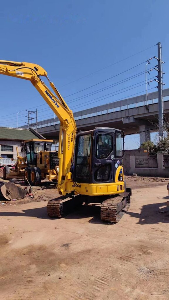 Komatsu PC50MR-2 - Mini bager: slika 4 Komatsu PC50MR-2 - Mini bager: slika 4