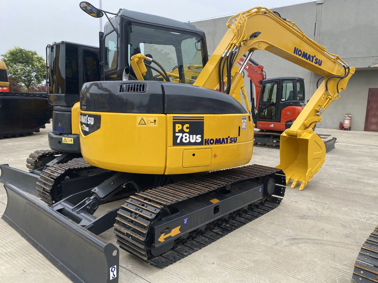 Komatsu PC78US - Mini bager: slika 1 Komatsu PC78US - Mini bager: slika 1