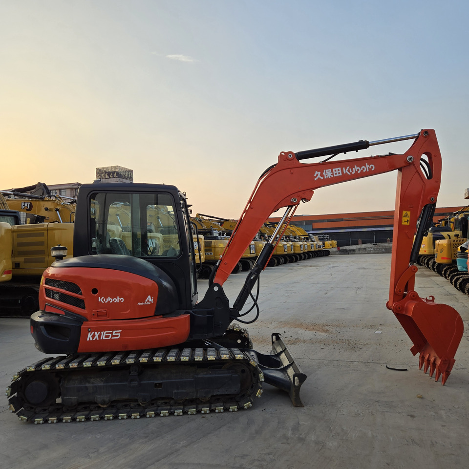 Kubota KX165 - Mini bager: slika 1 Kubota KX165 - Mini bager: slika 1