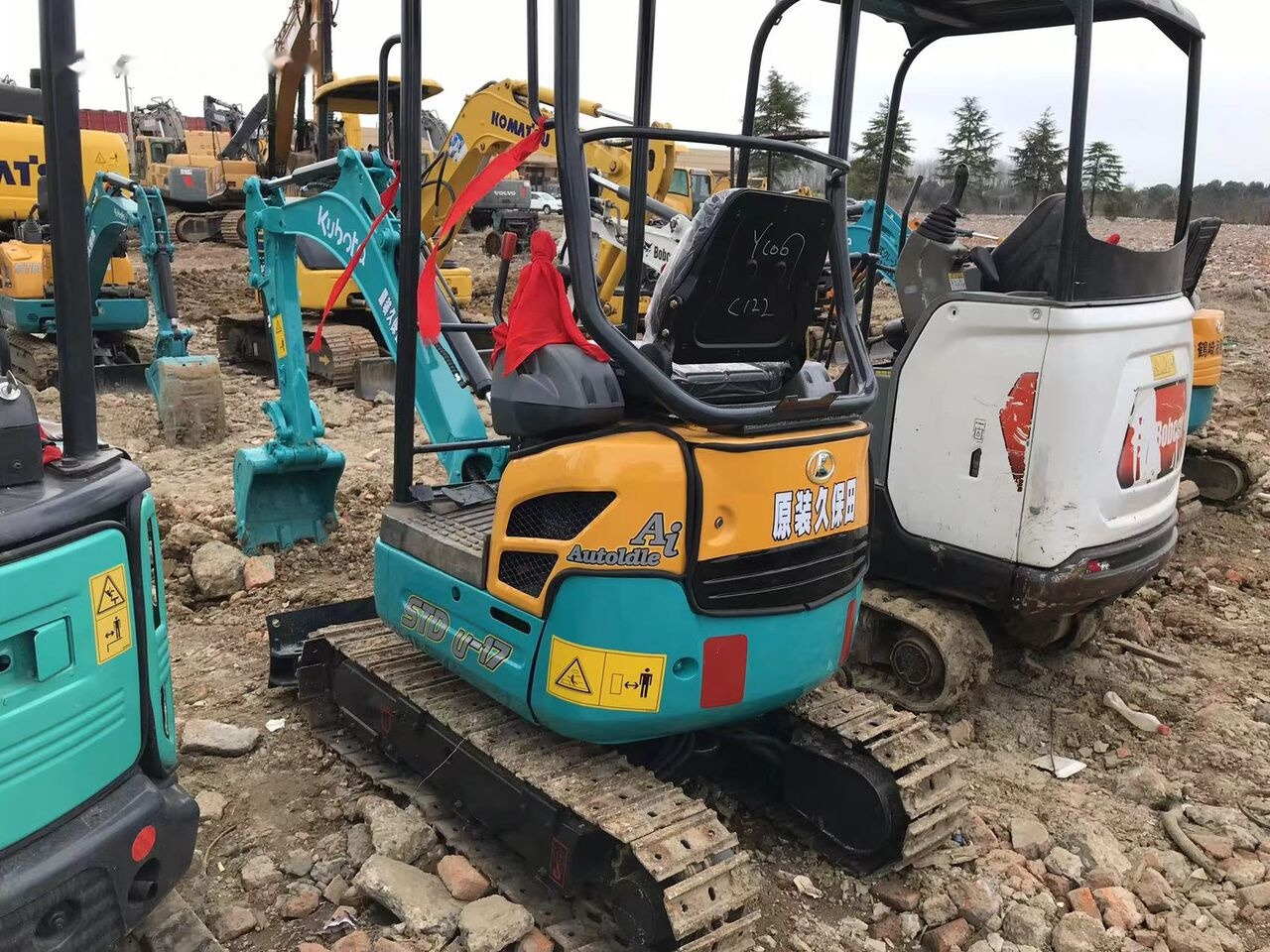 Kubota U17 - Mini bager: slika 3 Kubota U17 - Mini bager: slika 3