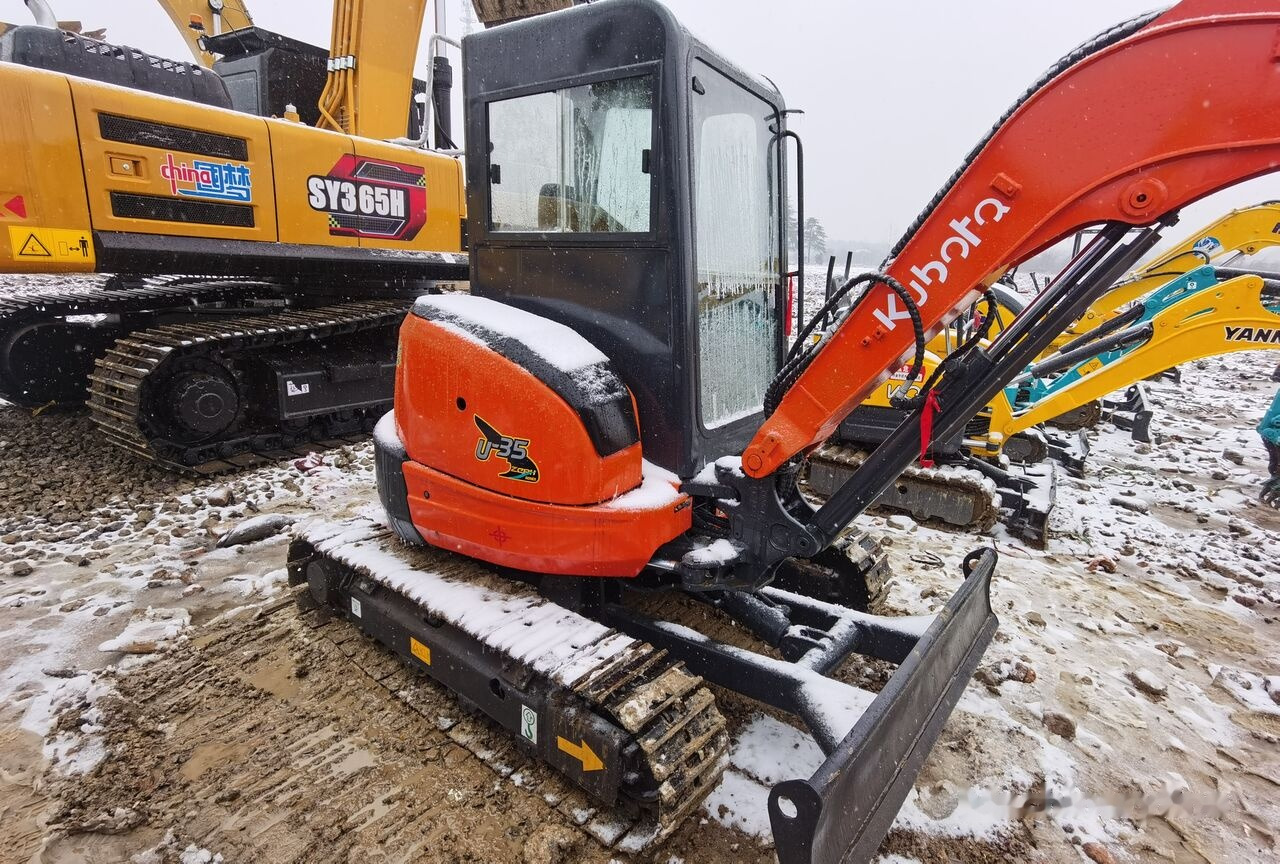 Kubota U35 - Mini bager: slika 5 Kubota U35 - Mini bager: slika 5