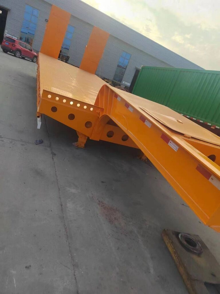 New low bed semi-tralier - Niska poluprikolica za prevoz: slika 2 New low bed semi-tralier - Niska poluprikolica za prevoz: slika 2