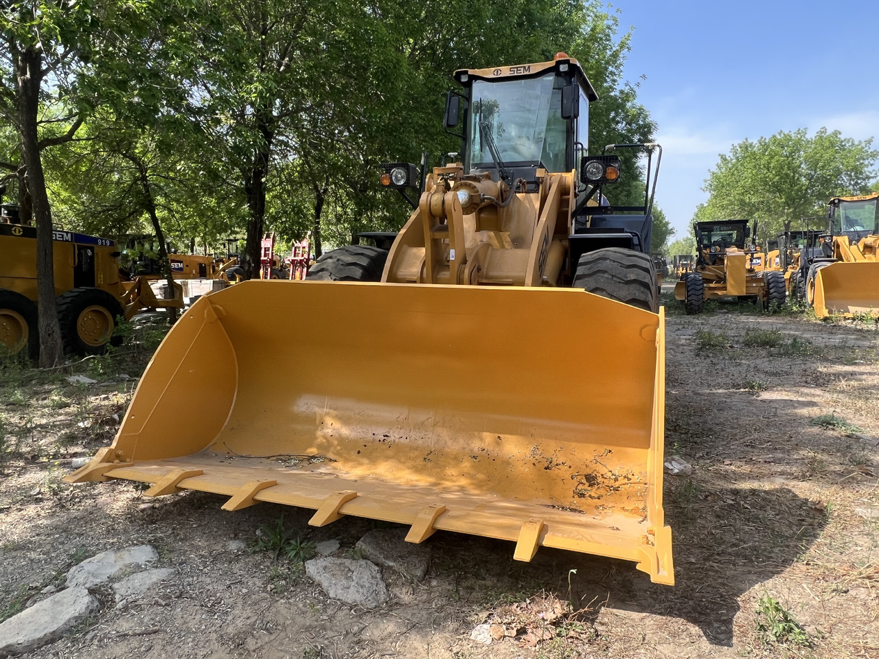 SEM SEM655D - Utovarivač točkaš: slika 4 SEM SEM655D - Utovarivač točkaš: slika 4