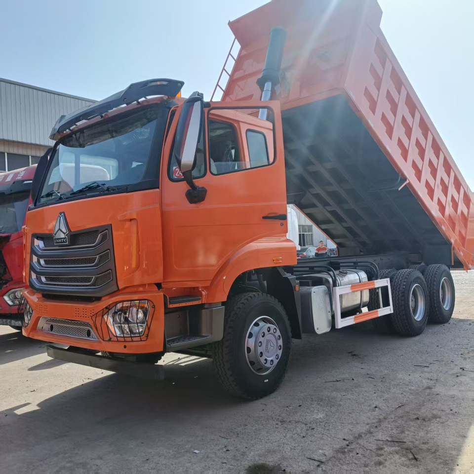 SINOTRUK HOHAN 6x4 - Istovarivač: slika 1 SINOTRUK HOHAN 6x4 - Istovarivač: slika 1