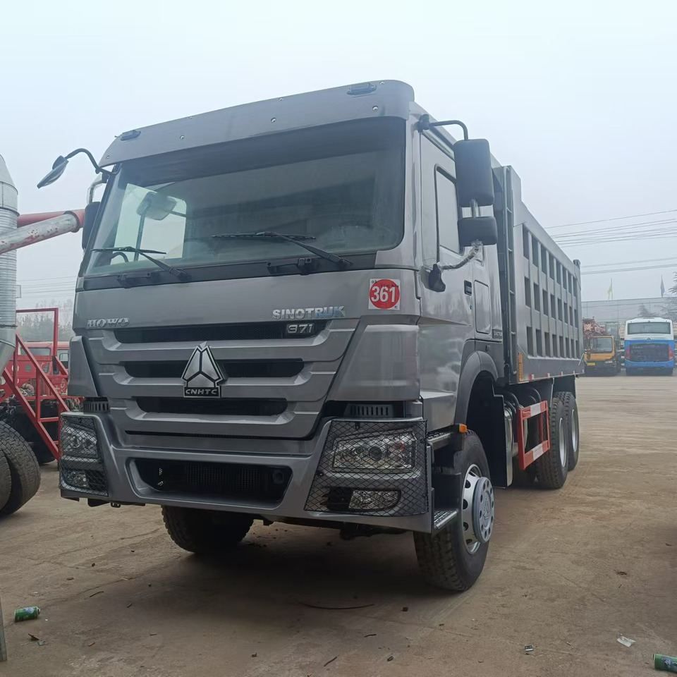 SINOTRUK HOWO - Istovarivač: slika 2 SINOTRUK HOWO - Istovarivač: slika 2
