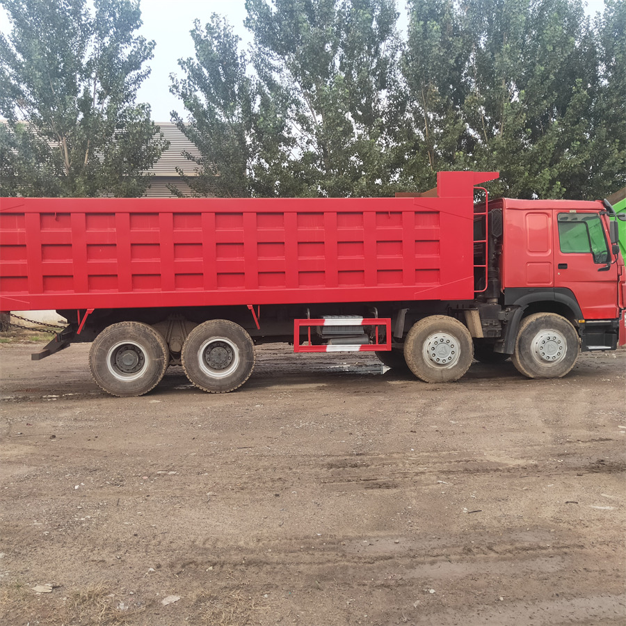 SINOTRUK HOWO - Istovarivač: slika 5 SINOTRUK HOWO - Istovarivač: slika 5