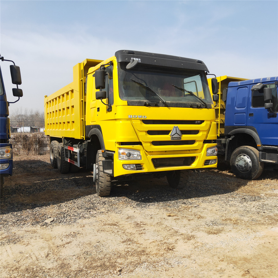 SINOTRUK HOWO - Istovarivač: slika 4 SINOTRUK HOWO - Istovarivač: slika 4