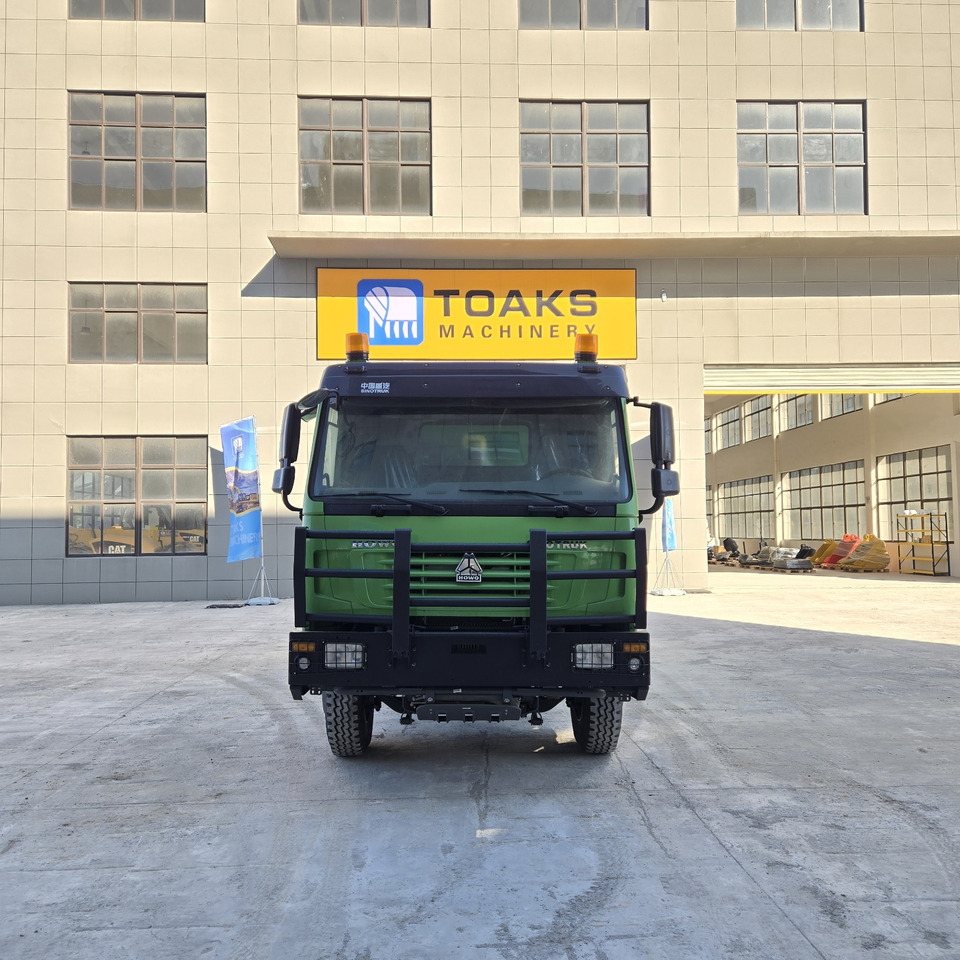 SINOTRUK HOWO - Istovarivač: slika 2 SINOTRUK HOWO - Istovarivač: slika 2