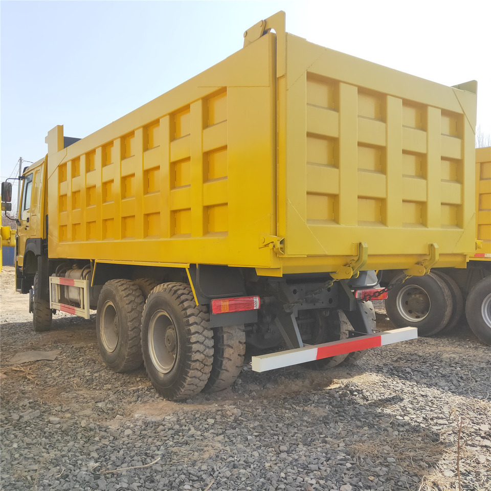 SINOTRUK HOWO - Istovarivač: slika 5 SINOTRUK HOWO - Istovarivač: slika 5