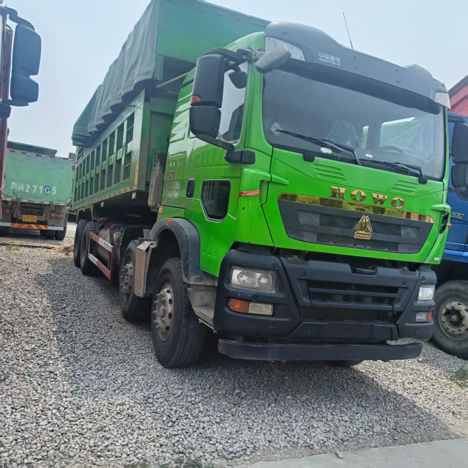 SINOTRUK HOWO - Istovarivač: slika 3 SINOTRUK HOWO - Istovarivač: slika 3