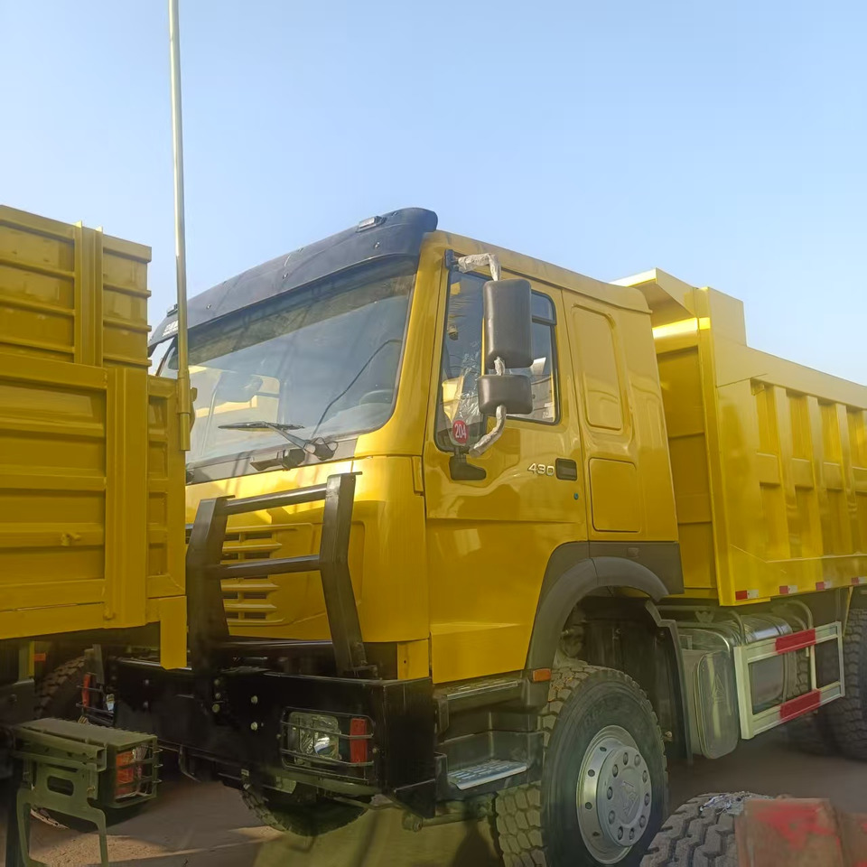 SINOTRUK HOWO - Istovarivač: slika 3 SINOTRUK HOWO - Istovarivač: slika 3