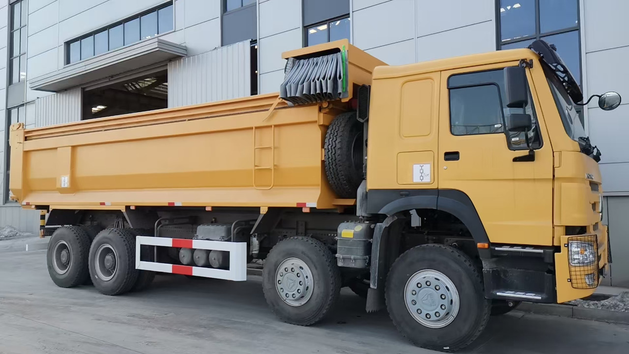 SINOTRUK Howo - Istovarivač: slika 2 SINOTRUK Howo - Istovarivač: slika 2