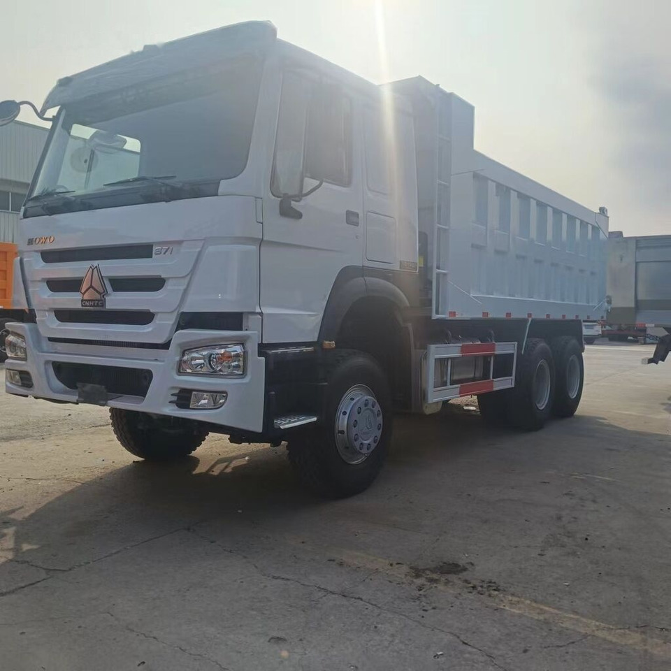 Sinotruk Howo 6*4 - Istovarivač: slika 5 Sinotruk Howo 6*4 - Istovarivač: slika 5
