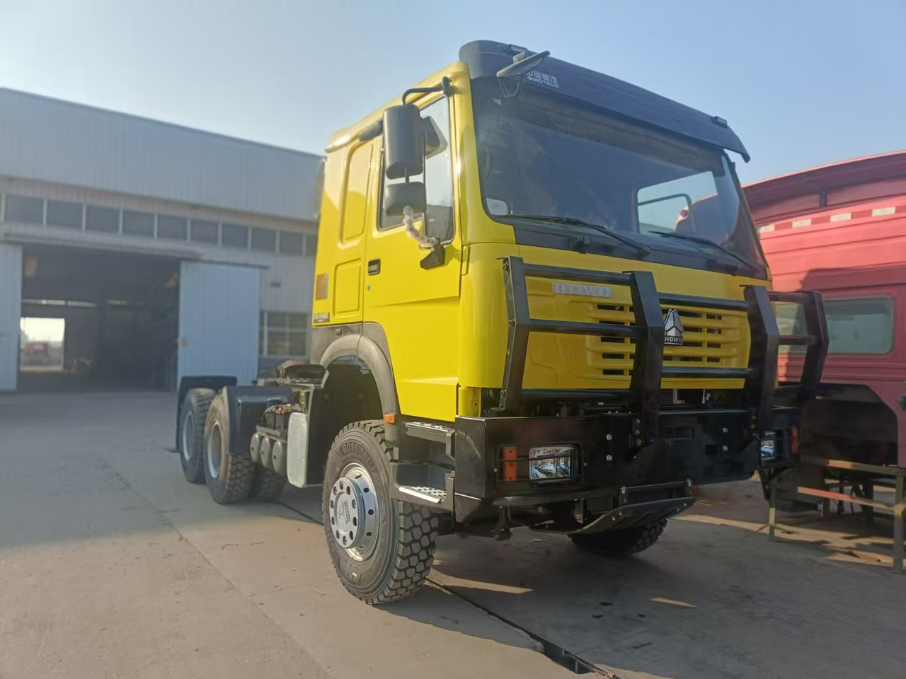 SINOTRUK HOWO - Tegljač: slika 1 SINOTRUK HOWO - Tegljač: slika 1
