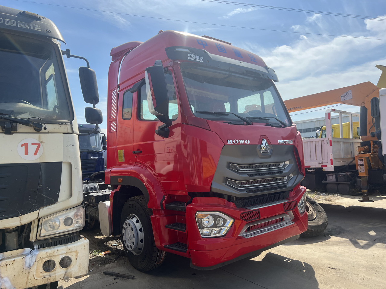 SINOTRUK HOWO - Tegljač: slika 2 SINOTRUK HOWO - Tegljač: slika 2