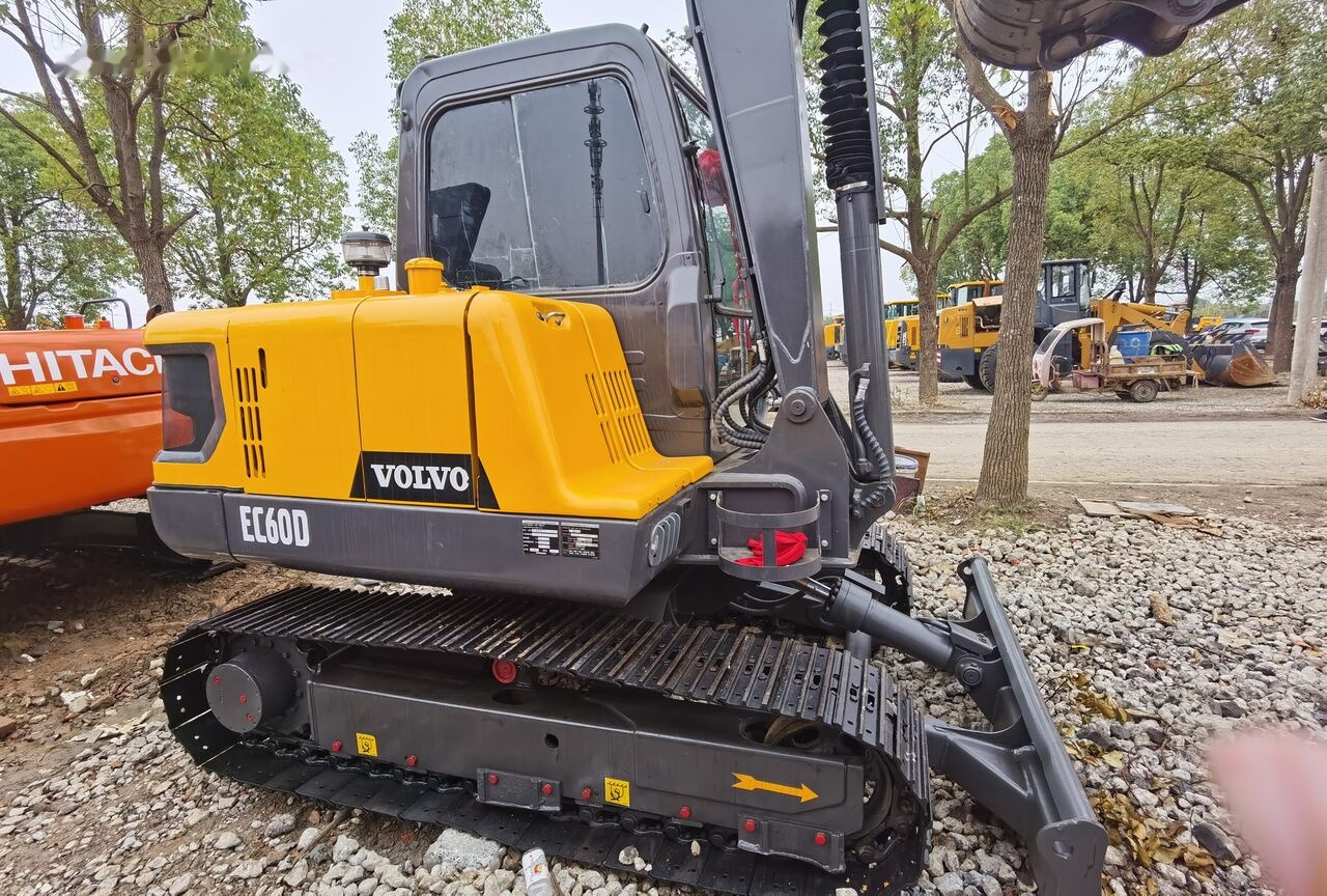 Mini bager Volvo EC60D: slika 7 Mini bager Volvo EC60D: slika 7