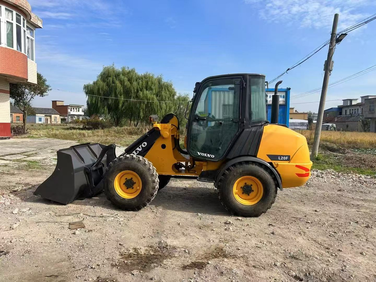 Volvo L20F - Utovarivač točkaš: slika 4 Volvo L20F - Utovarivač točkaš: slika 4