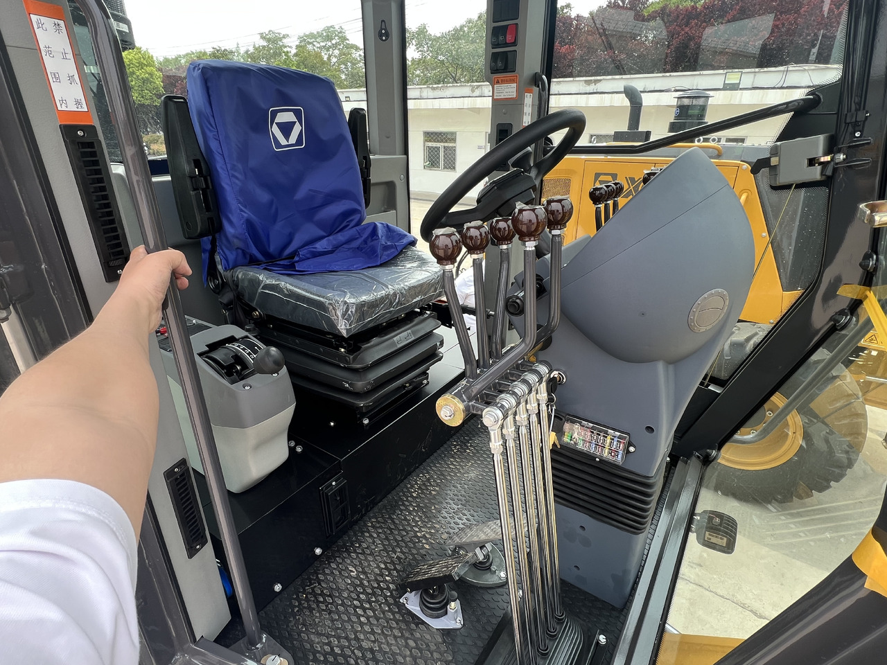 XCMG GR215 - Grejder: slika 5 XCMG GR215 - Grejder: slika 5