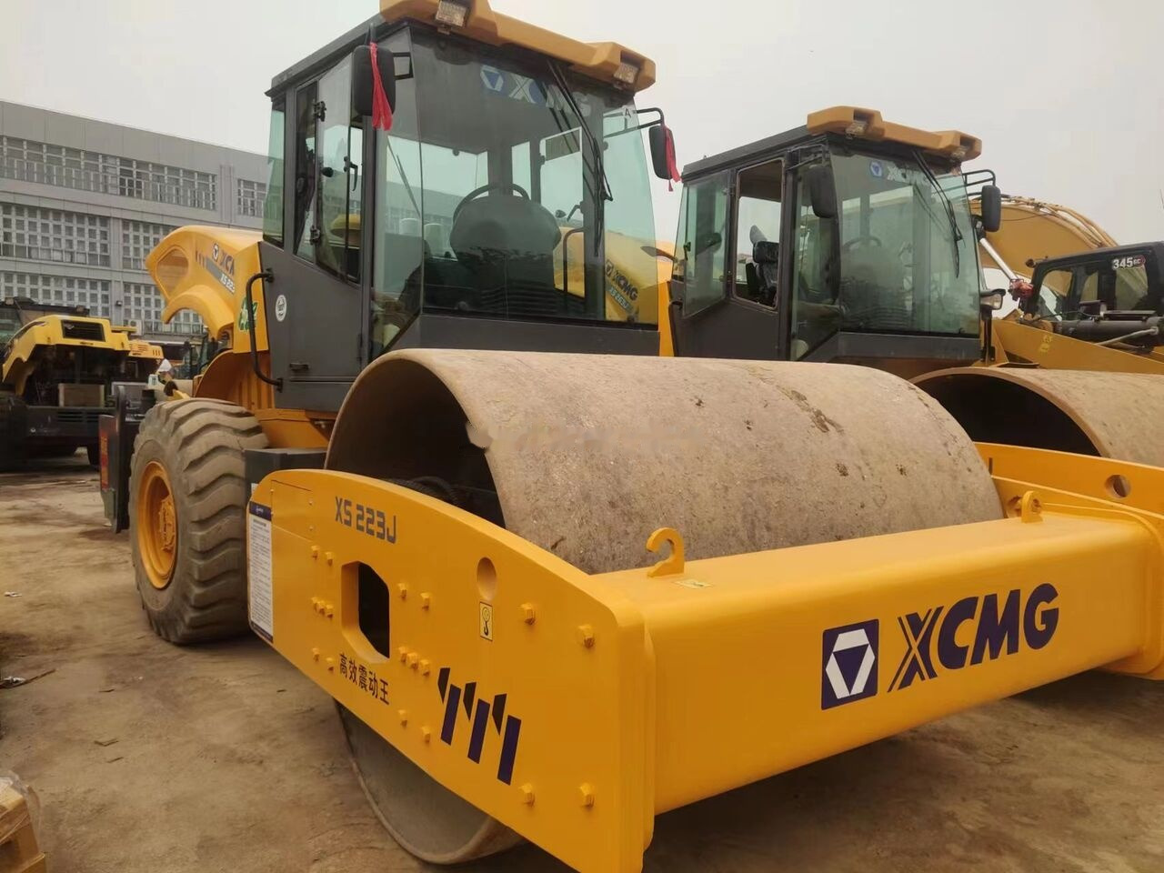 XCMG XS223J - Kompaktor: slika 2 XCMG XS223J - Kompaktor: slika 2