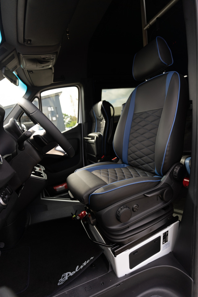 Minibus, Putnički kombi novi Mercedes-Benz Sprinter: slika 7
