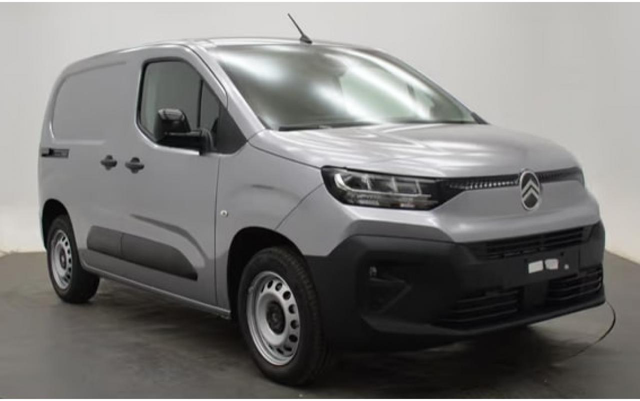 CITROEN Berlingo 1.5 BlueHDi S&S - 130 - BV EAT8 III FOURGON Fourgon M 650 kg 3 PLACES - Furgon: slika 1 CITROEN Berlingo 1.5 BlueHDi S&S - 130 - BV EAT8 III FOURGON Fourgon M 650 kg 3 PLACES - Furgon: slika 1