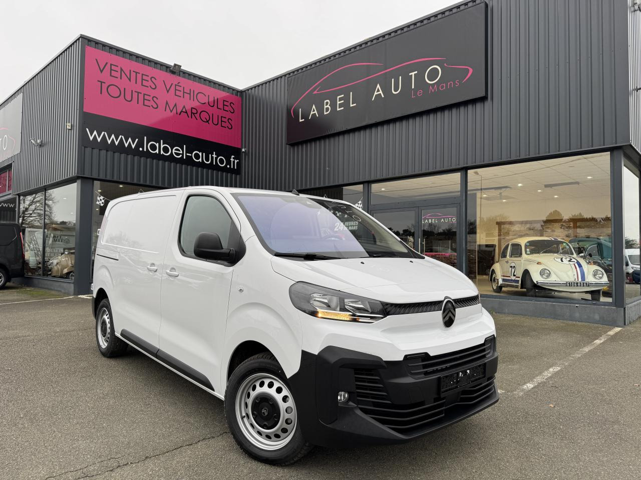 CITROEN Jumpy M 2.0 BlueHDi - 145 S&S - BV EAT8 III FOURGON . PHASE 2 - Furgon: slika 1 CITROEN Jumpy M 2.0 BlueHDi - 145 S&S - BV EAT8 III FOURGON . PHASE 2 - Furgon: slika 1