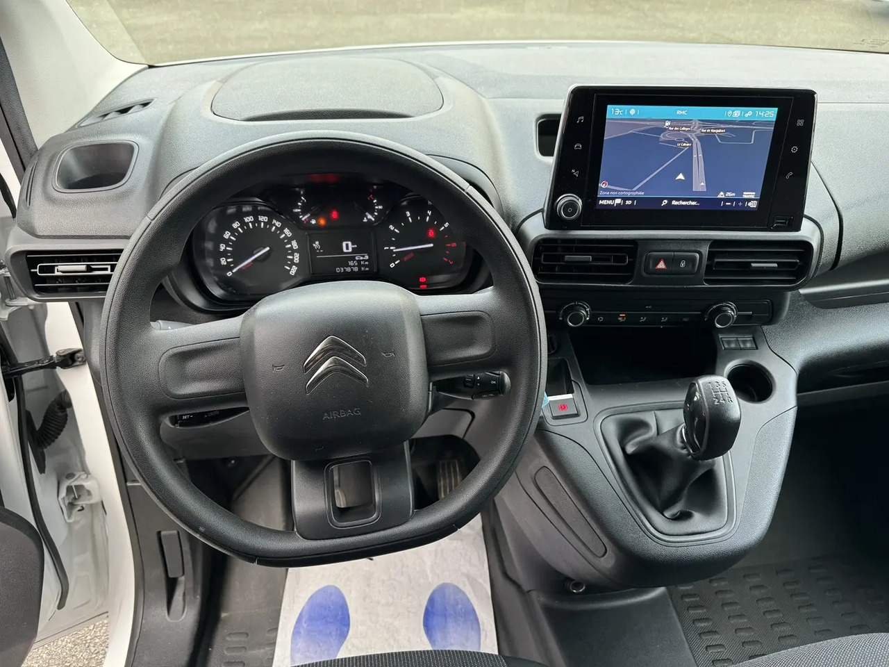 Citroen Berlingo M 650KG BLUEHDI 100 S&S DRIVER - Furgon: slika 4 Citroen Berlingo M 650KG BLUEHDI 100 S&S DRIVER - Furgon: slika 4