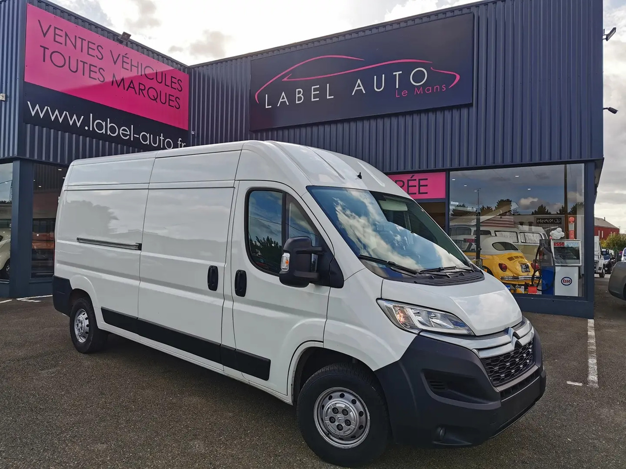 Citroen Jumper 35 L3H2 2.2 BLUEHDI 140 S&S CLUB - Furgon: slika 1 Citroen Jumper 35 L3H2 2.2 BLUEHDI 140 S&S CLUB - Furgon: slika 1