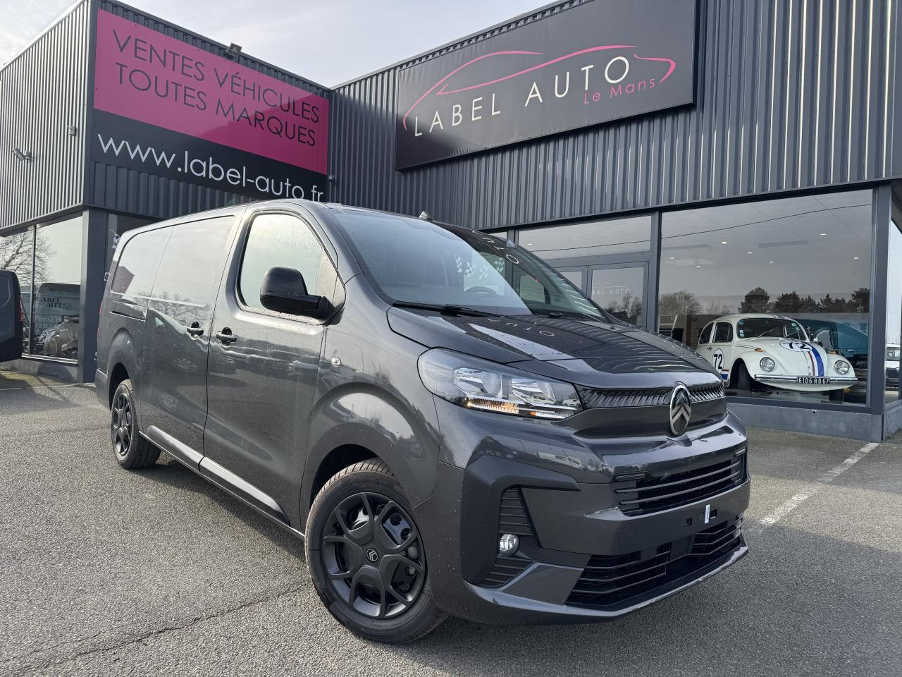 Citroen Jumpy 2 PLACES XL 2.0 BLUEHDI 180CH S&S PACK PREMIUM CONNECT EAT8 - Furgon: slika 1 Citroen Jumpy 2 PLACES XL 2.0 BLUEHDI 180CH S&S PACK PREMIUM CONNECT EAT8 - Furgon: slika 1