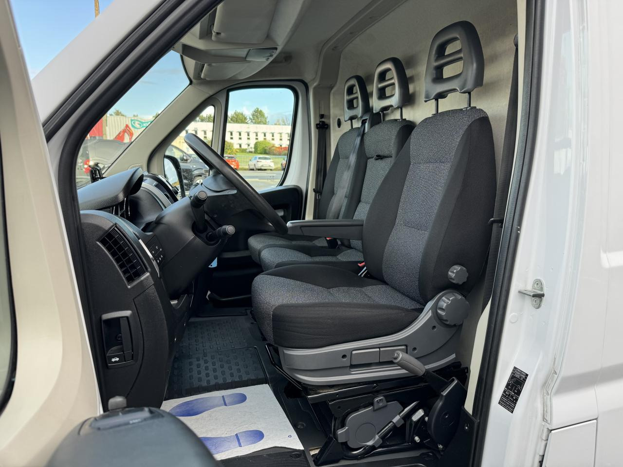 FIAT DUCATO 3T5 L3H2 2.2 HDI 140 CH BUSINESS - Furgon: slika 5 FIAT DUCATO 3T5 L3H2 2.2 HDI 140 CH BUSINESS - Furgon: slika 5