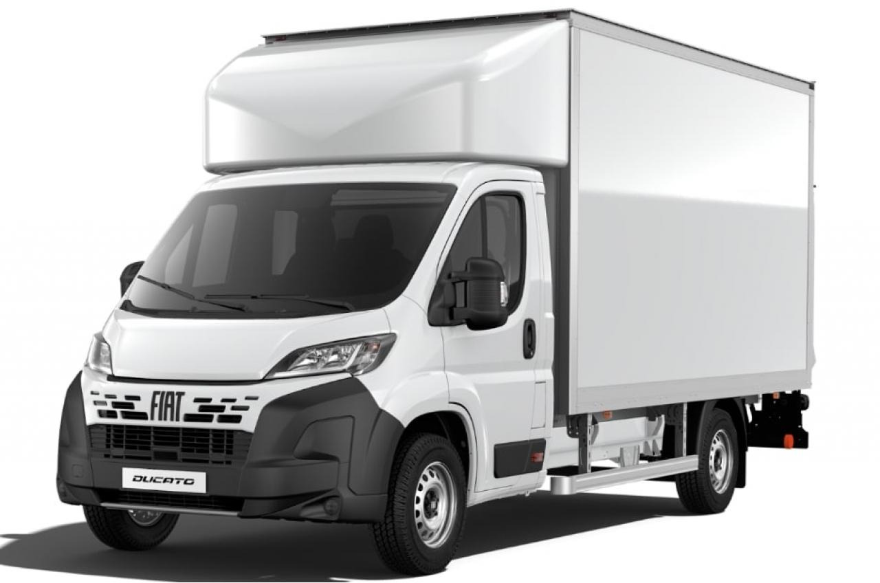 FIAT Ducato Maxi 3.5 L3 2.2 - 140- Heavy Duty S&S  III TRANSPORTS SPECIFIQUES Grand Volume 20m3 + hay - Dostavno vozilo sa zatvorenim sandukom: slika 4 FIAT Ducato Maxi 3.5 L3 2.2 - 140- Heavy Duty S&S  III TRANSPORTS SPECIFIQUES Grand Volume 20m3 + hay - Dostavno vozilo sa zatvorenim sandukom: slika 4