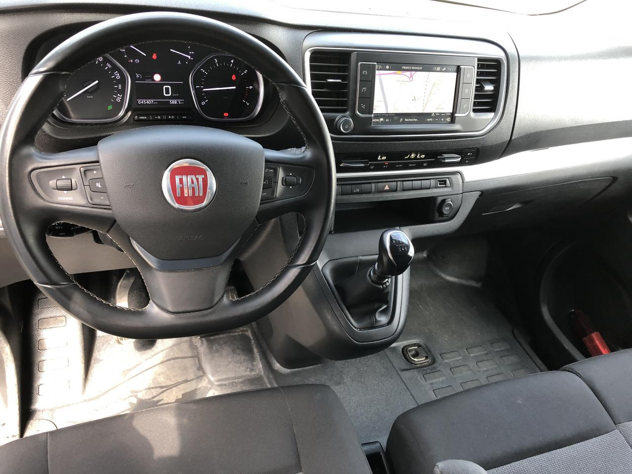 FIAT Scudo XL 2.0 BlueHDi 145 CH - Furgon: slika 3 FIAT Scudo XL 2.0 BlueHDi 145 CH - Furgon: slika 3