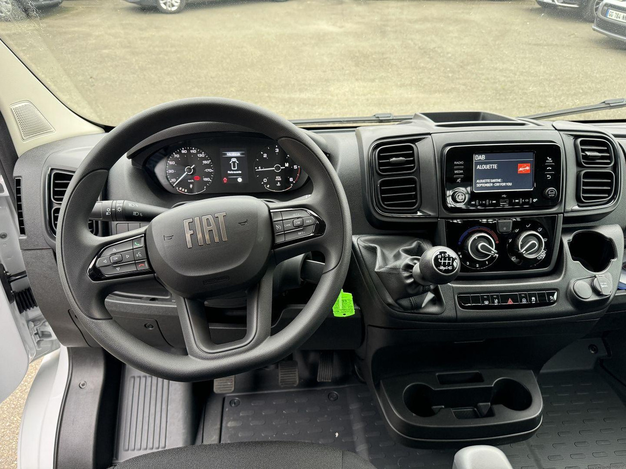 Fiat Ducato L 3.5 MAXI 180CH S&S - Dostavno vozilo sa otvorenom sandukom: slika 4 Fiat Ducato L 3.5 MAXI 180CH S&S - Dostavno vozilo sa otvorenom sandukom: slika 4