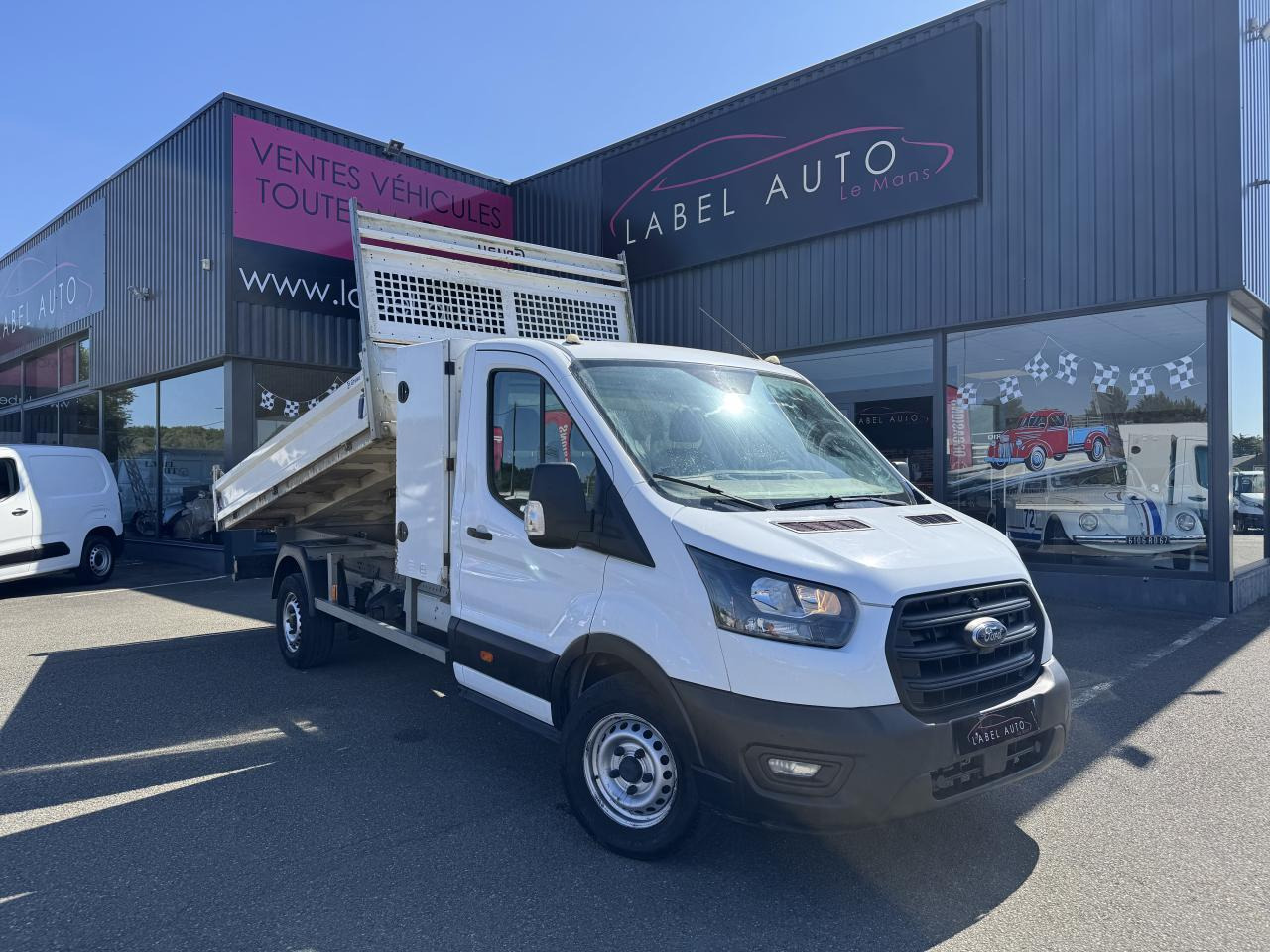Ford Transit BENNE COFFRE 350 L3 2.0 EcoBlue 170CH - Dostavno vozilo istovarivač: slika 1 Ford Transit BENNE COFFRE 350 L3 2.0 EcoBlue 170CH - Dostavno vozilo istovarivač: slika 1