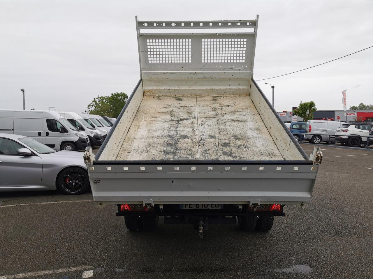 Ford Transit BENNE COFFRE 350 L3 2.0 EcoBlue 170CH - Dostavno vozilo istovarivač: slika 3 Ford Transit BENNE COFFRE 350 L3 2.0 EcoBlue 170CH - Dostavno vozilo istovarivač: slika 3