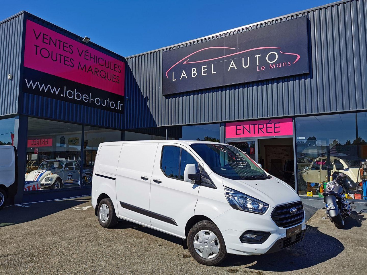Ford Transit Custom 300 L1H1 2.0 ECOBLUE 130 HYBRID TREND BUSINESS - Furgon: slika 1 Ford Transit Custom 300 L1H1 2.0 ECOBLUE 130 HYBRID TREND BUSINESS - Furgon: slika 1