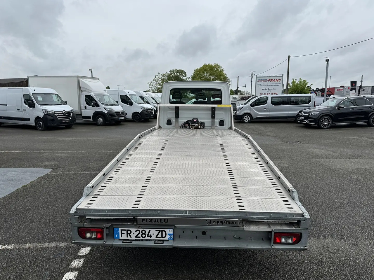 Iveco Daily 35C16H EMPATTEMENT 4100 - Šlep vozilo: slika 3 Iveco Daily 35C16H EMPATTEMENT 4100 - Šlep vozilo: slika 3