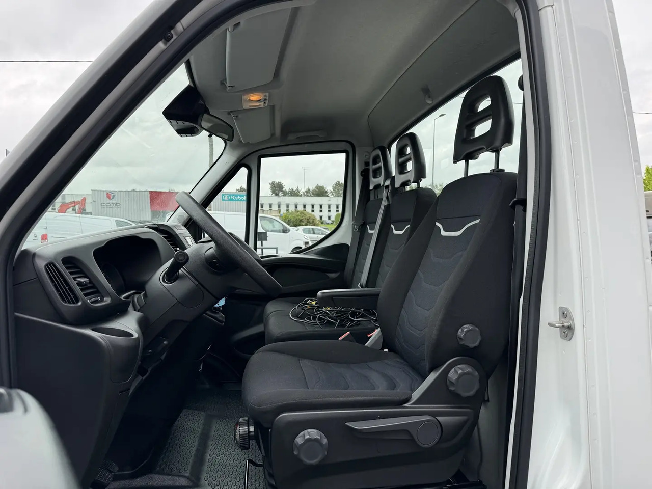 Iveco Daily 35S16 EMPATTEMENT 4100 - Šlep vozilo: slika 5 Iveco Daily 35S16 EMPATTEMENT 4100 - Šlep vozilo: slika 5