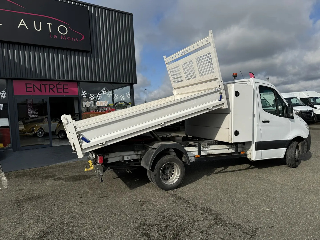 Mercedes Sprinter 315 CDI 43 3T5 FIRST PROPULSION LEGER - Dostavno vozilo istovarivač: slika 5 Mercedes Sprinter 315 CDI 43 3T5 FIRST PROPULSION LEGER - Dostavno vozilo istovarivač: slika 5