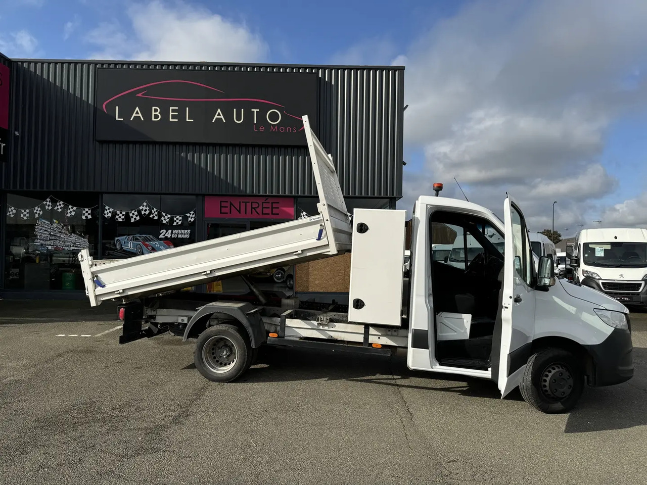 Mercedes Sprinter 315 CDI 43 3T5 FIRST PROPULSION LEGER - Dostavno vozilo istovarivač: slika 1 Mercedes Sprinter 315 CDI 43 3T5 FIRST PROPULSION LEGER - Dostavno vozilo istovarivač: slika 1