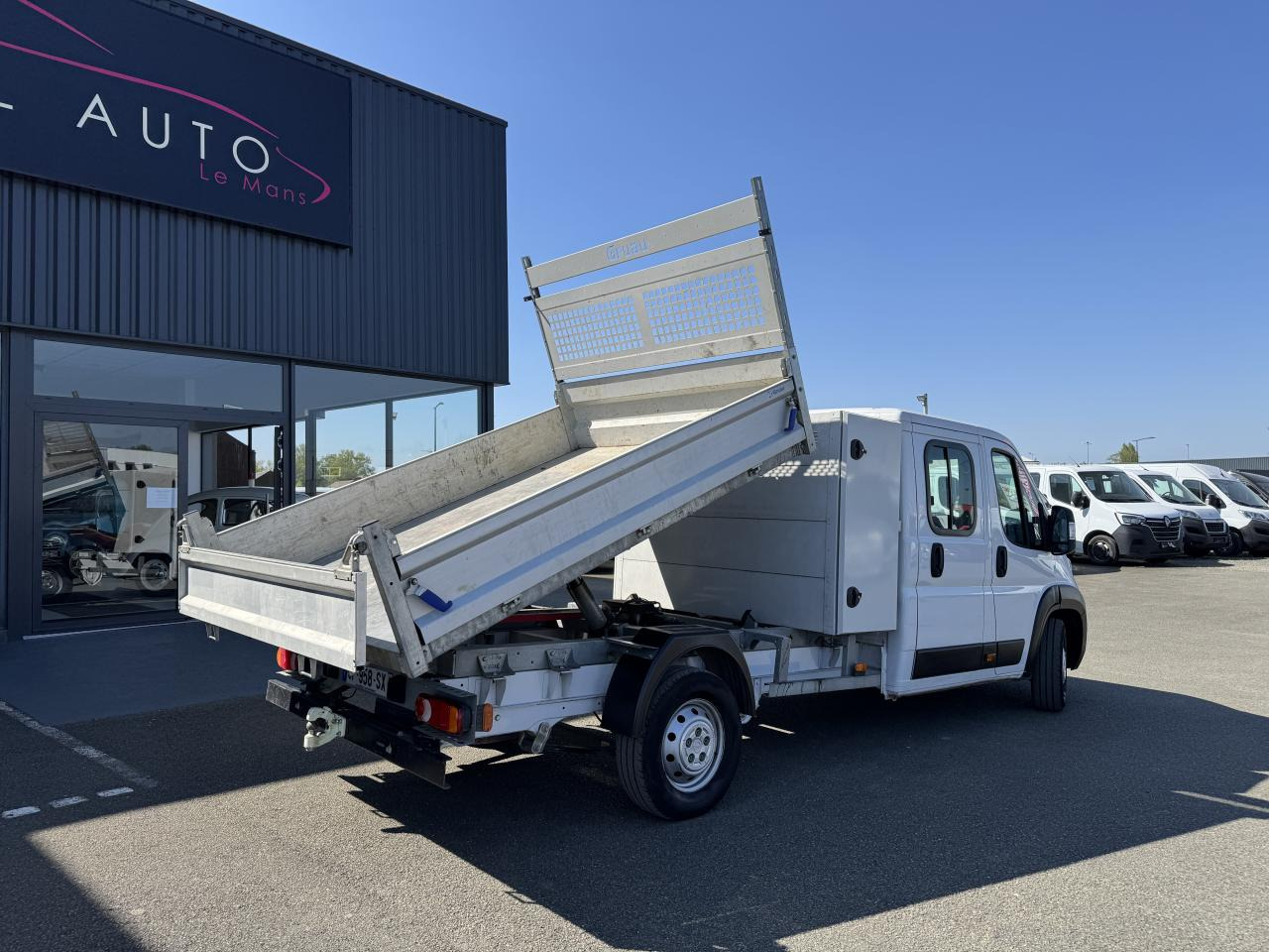 OPEL MOVANO 3T5 BENNE + COFFRE DOUBLE CABINE 6PLACES 2.2 HDI 165CH - Dostavno vozilo istovarivač: slika 5 OPEL MOVANO 3T5 BENNE + COFFRE DOUBLE CABINE 6PLACES 2.2 HDI 165CH - Dostavno vozilo istovarivač: slika 5