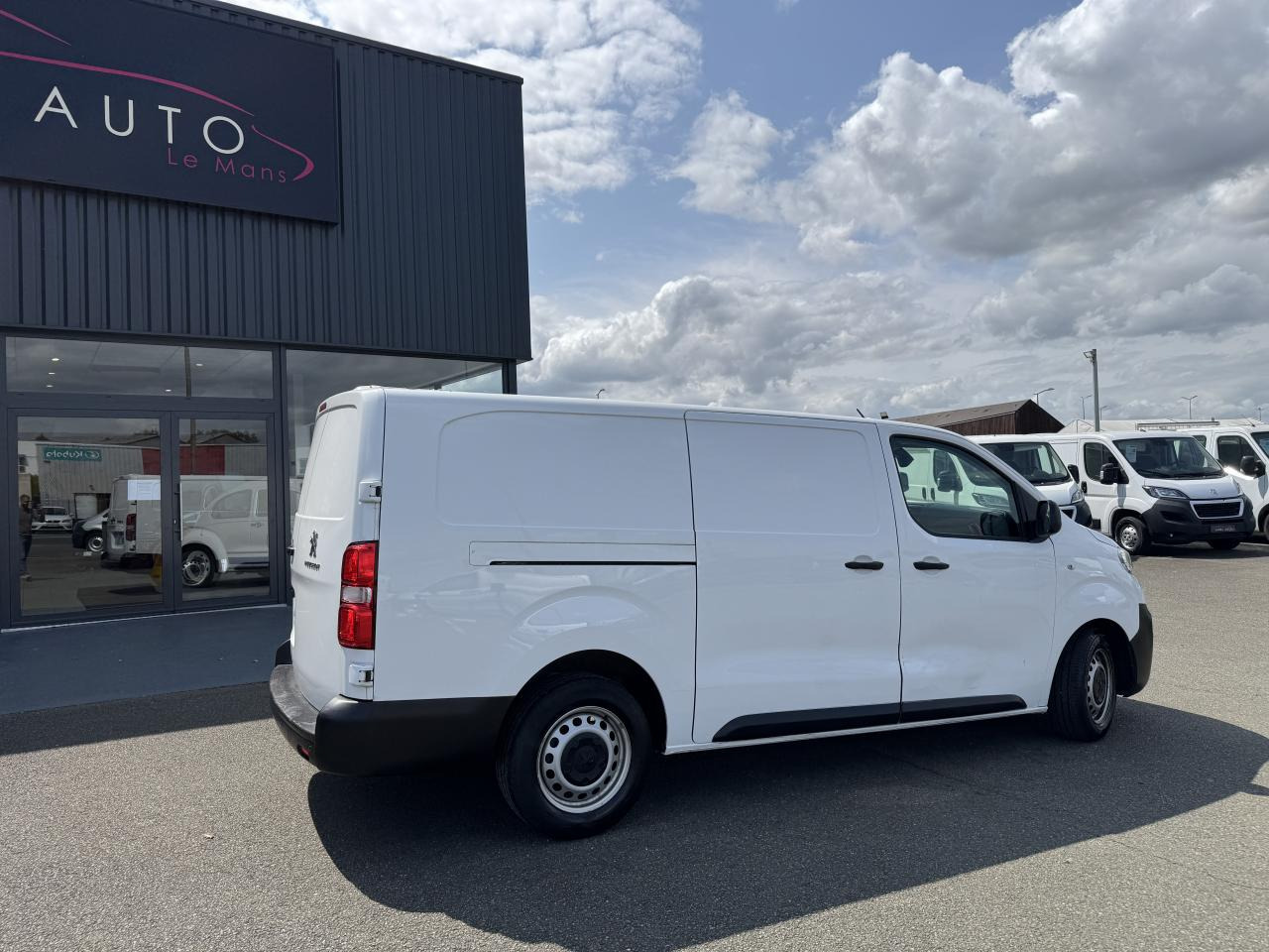 PEUGEOT expert XL 2.0 BLUEHDI 145CH S&S PACK ASPHALT - Furgon: slika 5 PEUGEOT expert XL 2.0 BLUEHDI 145CH S&S PACK ASPHALT - Furgon: slika 5