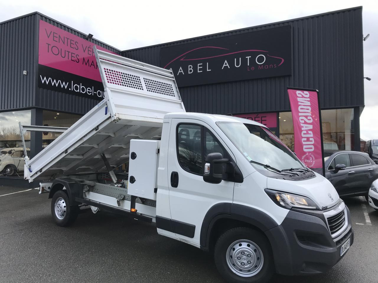 Peugeot Boxer ASPHALT 335 L3 2.2 BlueHDi S&S - 165 III CHASSIS CABINE BENNE COFFRE - Dostavno vozilo istovarivač: slika 1 Peugeot Boxer ASPHALT 335 L3 2.2 BlueHDi S&S - 165 III CHASSIS CABINE BENNE COFFRE - Dostavno vozilo istovarivač: slika 1