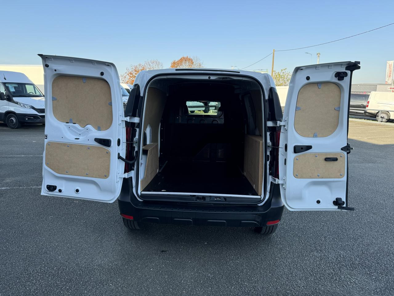 RENAULT EXPRESS 1.5 DCI 95CH CONFORT - Furgon: slika 3 RENAULT EXPRESS 1.5 DCI 95CH CONFORT - Furgon: slika 3