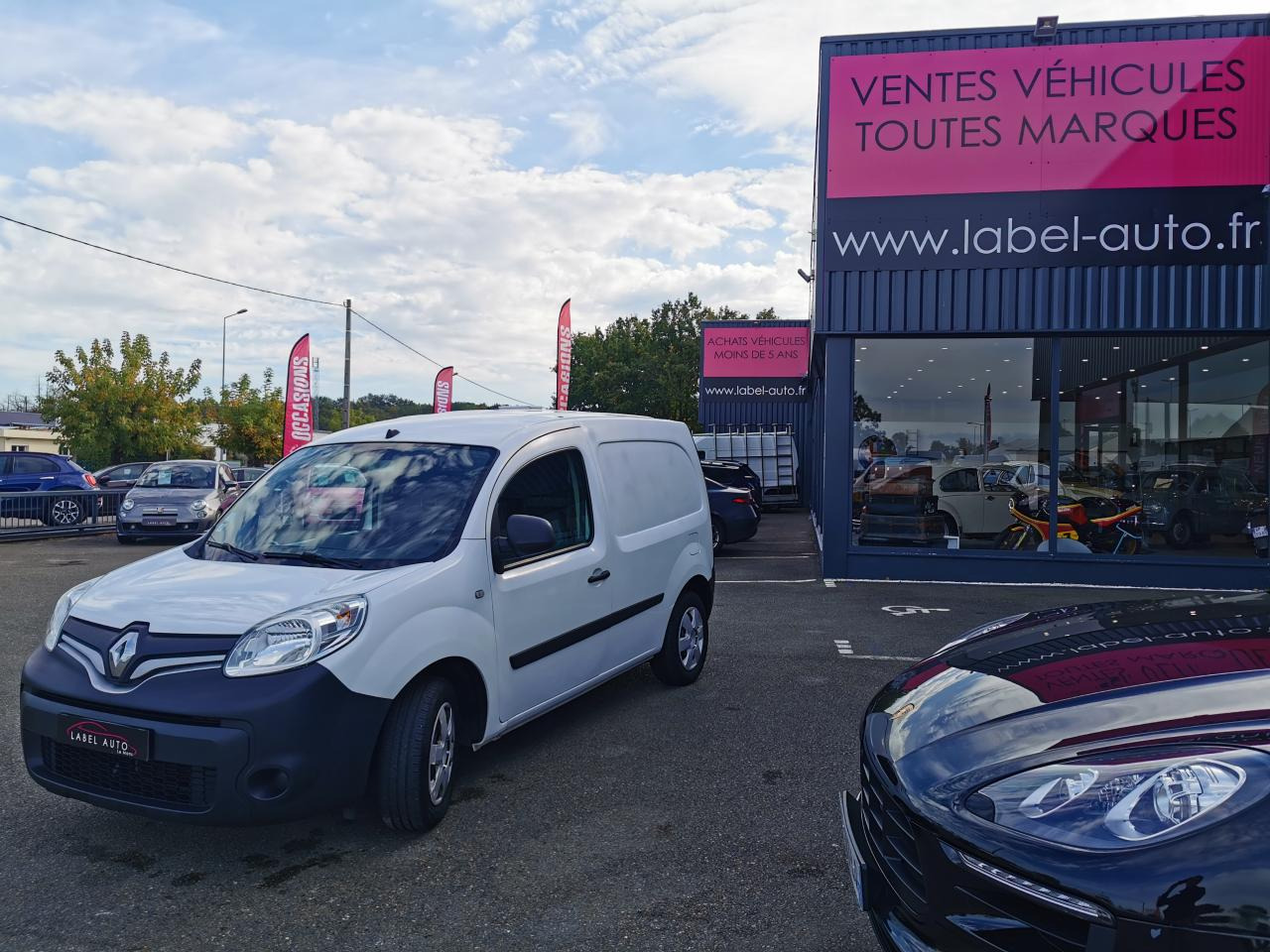 RENAULT Kangoo L1 1.5 Energy dCi - 80 II EXPRESS FOURGON Générique PHASE 2 - Furgon: slika 5 RENAULT Kangoo L1 1.5 Energy dCi - 80 II EXPRESS FOURGON Générique PHASE 2 - Furgon: slika 5