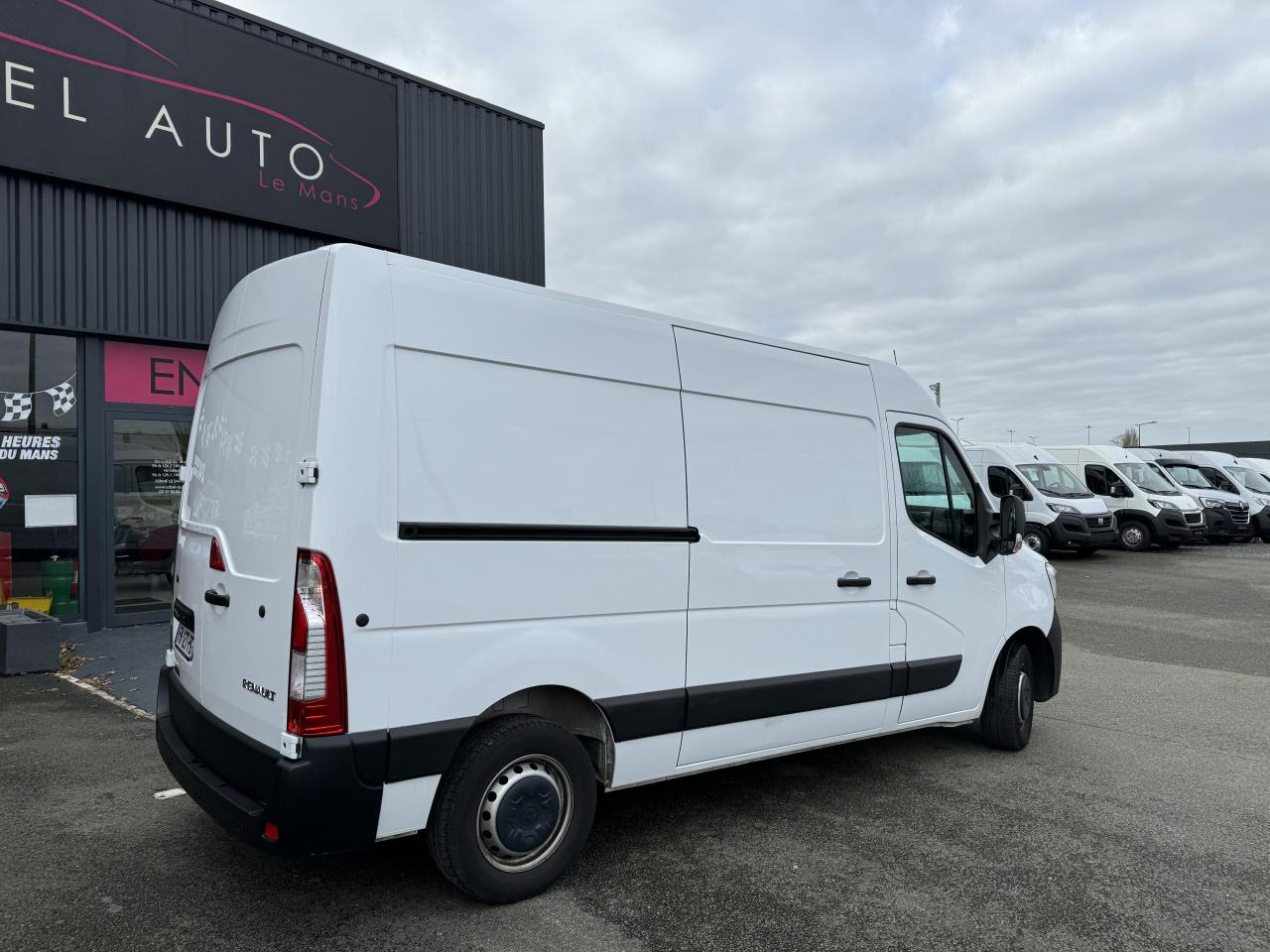 RENAULT MASTER 3T3 L2H2 2.3 DCI 135CH CONFORT - Furgon: slika 5 RENAULT MASTER 3T3 L2H2 2.3 DCI 135CH CONFORT - Furgon: slika 5