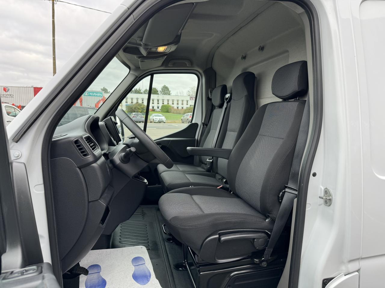 RENAULT MASTER 3T5 2.3 DCI 150CH GRAND CONFORT - Furgon: slika 5 RENAULT MASTER 3T5 2.3 DCI 150CH GRAND CONFORT - Furgon: slika 5